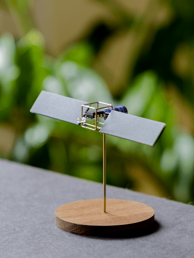 Tiny Cube Satellite thumbnail 3